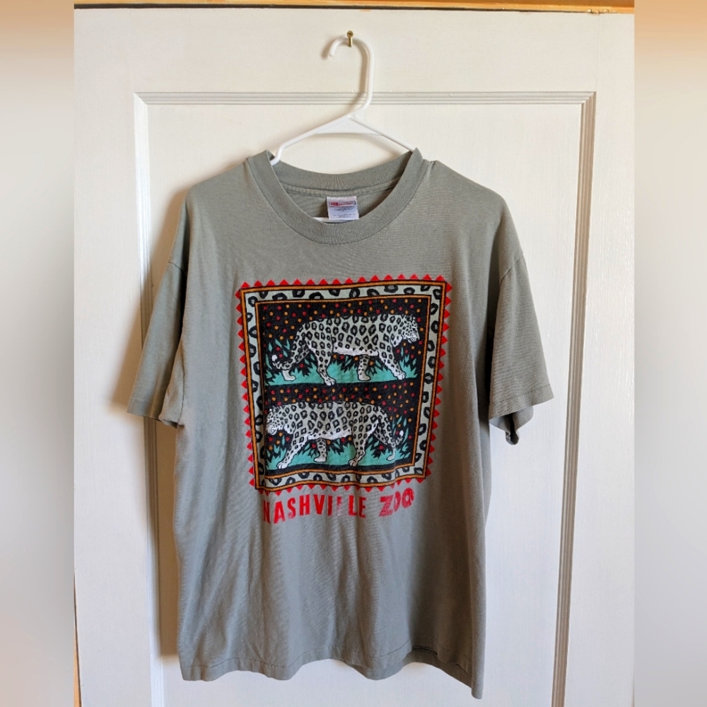 Vintage Hanes beefy tee Nashville zoo shirt large